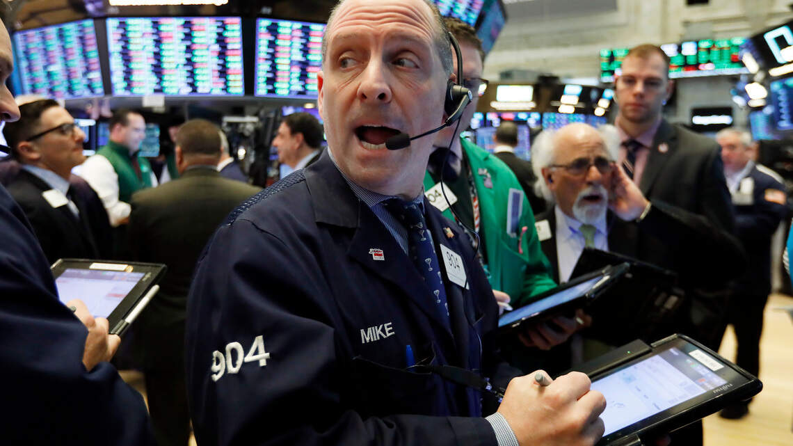 Stock market sees more growth coming. Bond market sees a slowdown. Which is right?