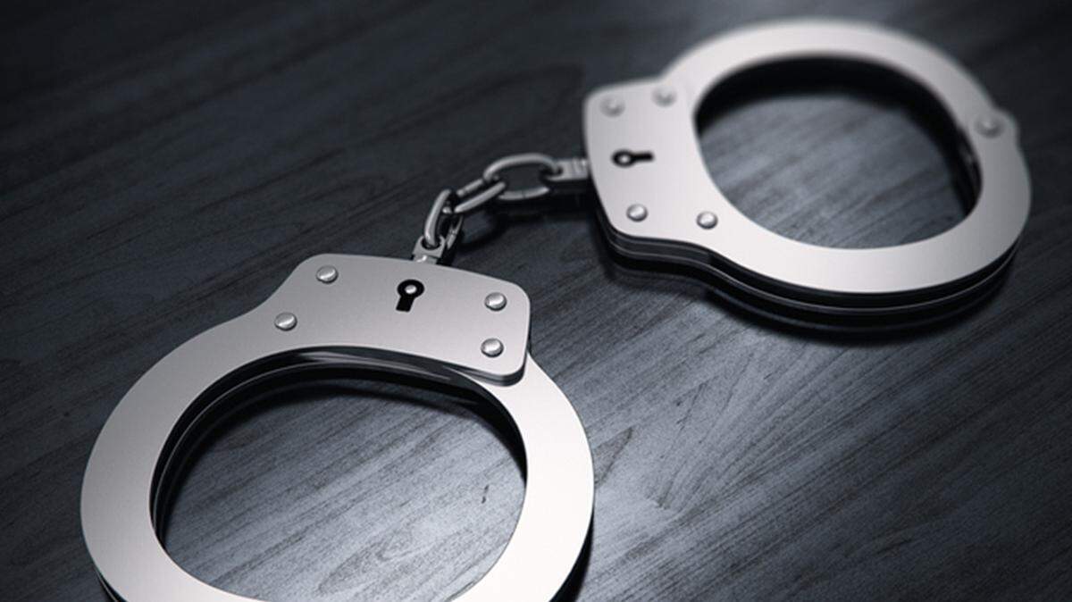 A woman is accused of punching a flight attendant and pulling another’s hair on a Spirit Airlines flight, Tennessee officials said.