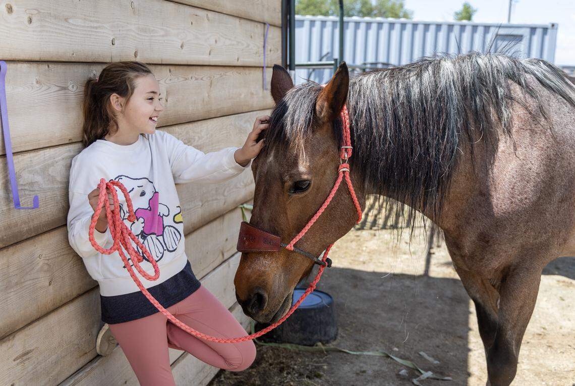 Kali is passionate about horses and competes in rodeos with her horse, Pie.