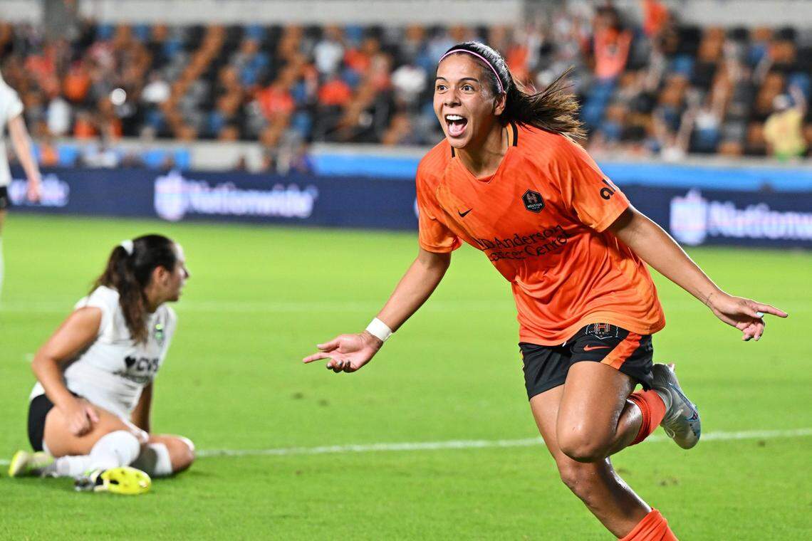 Aug 19, 2023; Houston, Texas, USA; Houston Dash forward Maria Sanchez (7) ties the game in extra time of the second half against the Washington Spirit at Shell Energy Stadium. Mandatory Credit: Maria Lysaker-USA TODAY Sports