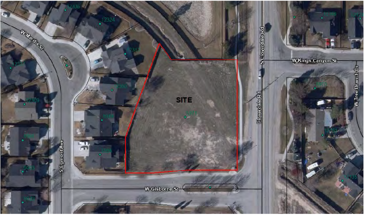 A map of the 1.4-acre parcel in unincorporated Ada County, which a developer wants to build four apartment buildings on.