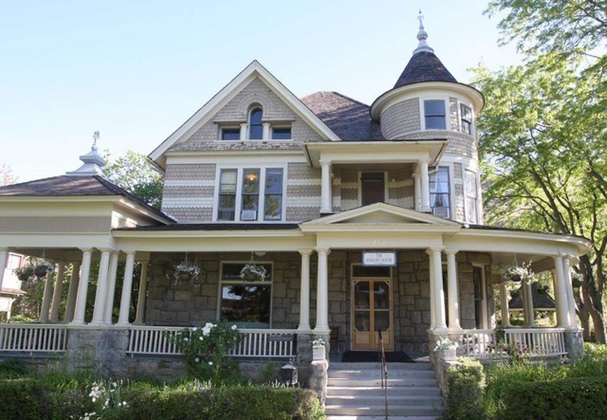 The Bishops’ House in Boise will host Valentine’s Day dinners on Friday, Feb. 13, and Saturday, Feb. 14, 2026.
