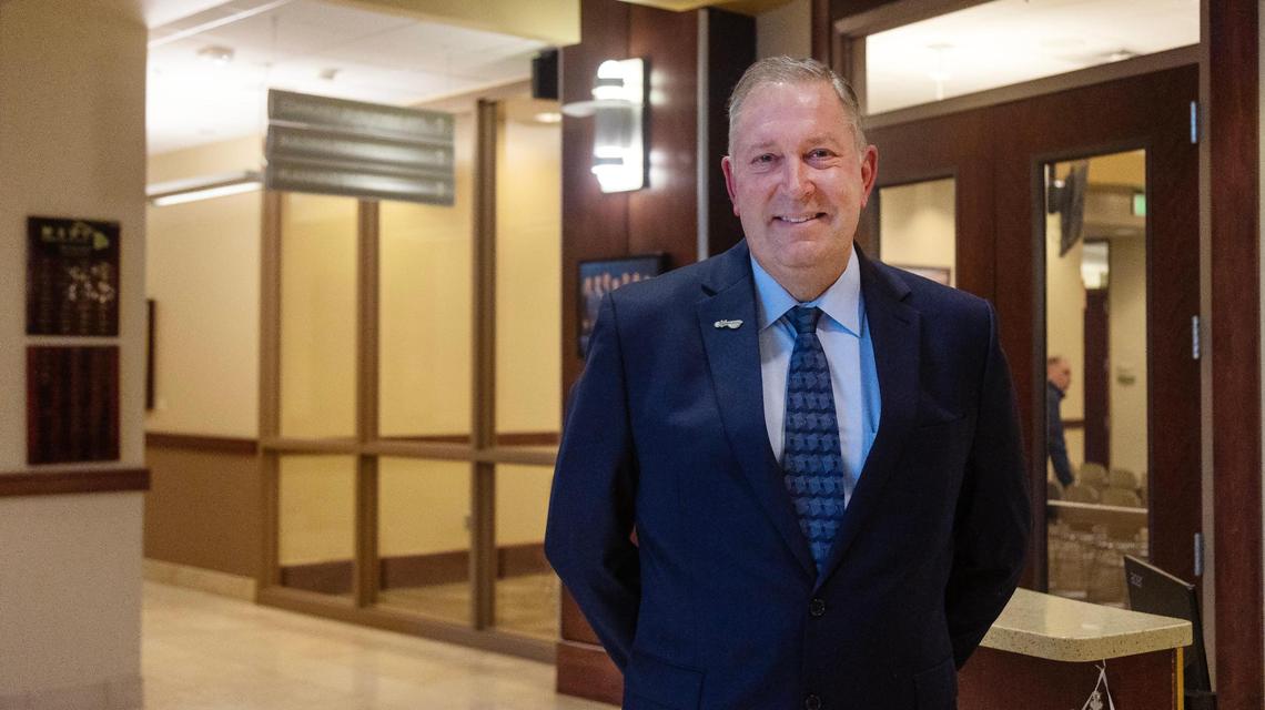 John Overton spent a lifetime serving the city of Meridian, said Mayor Robert Simison during Overton’s swearing in as City Councilmember. That is what stood out to Simison in his application, he said.