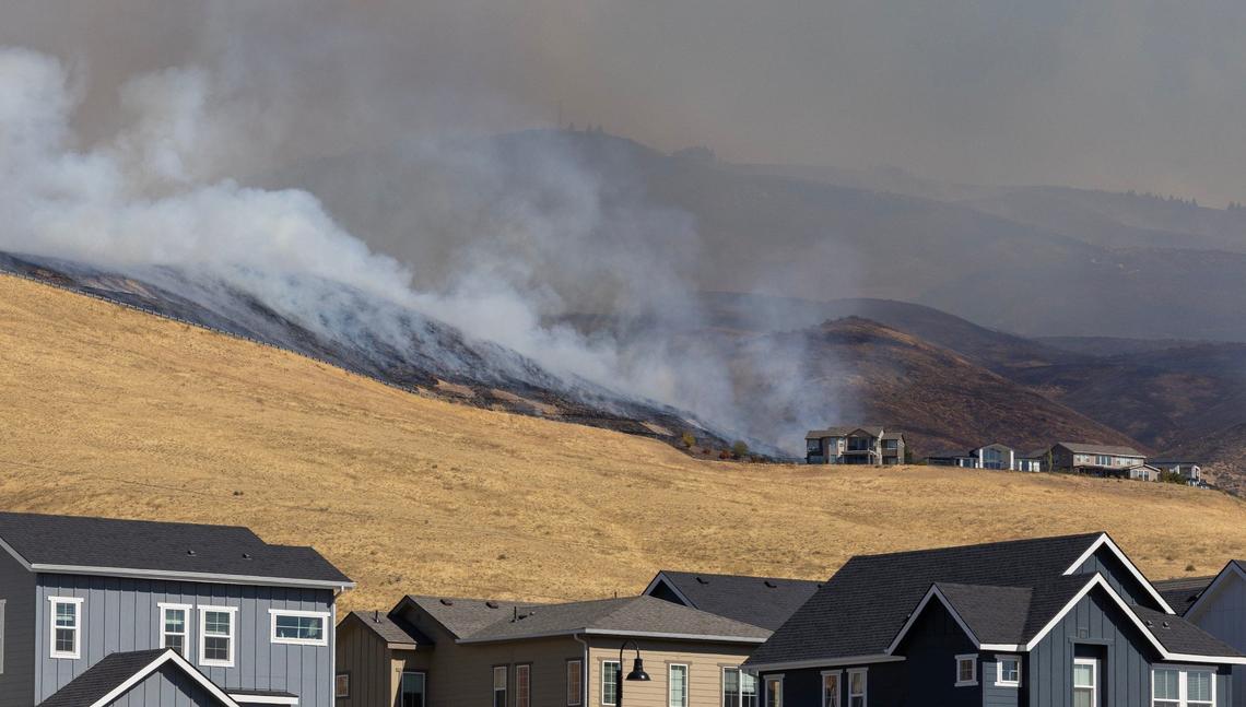 The Valley Fire burns in the Boise Foothills.
