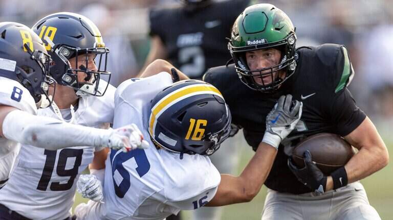 PHOTOS: Eagle defeats Meridian 39-14