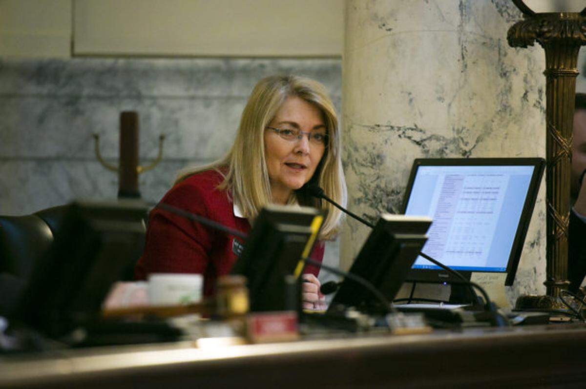 Rep. Wendy Horman asks a question of Superintendent Sherri Ybarra during her budget hearing at the Legislature last January.