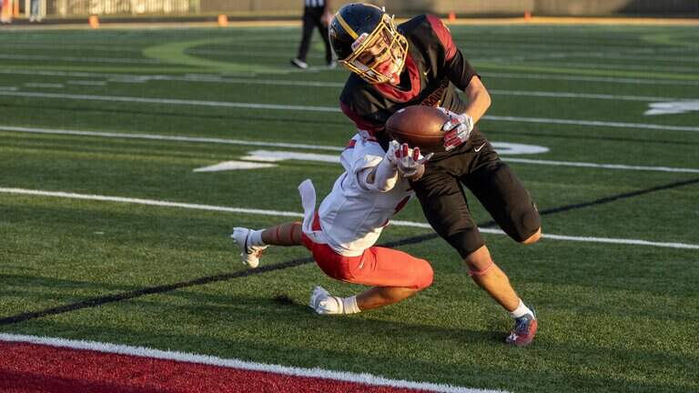 Prep football recap: Columbia rolls. Owyhee pulls upset. Centennial snaps skid