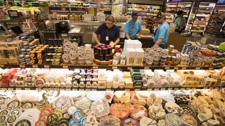 Albertsons saw big jump in sales from coronavirus pandemic. Here’s the latest