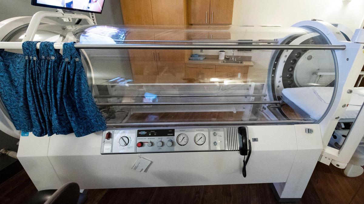 Patients who undergo hyperbaric chamber treatments wear 100% cotton clothing and are instructed to remove anything that might cause friction, or oxidize rapidly under high pressure. They enter the chamber for about two hours each session.