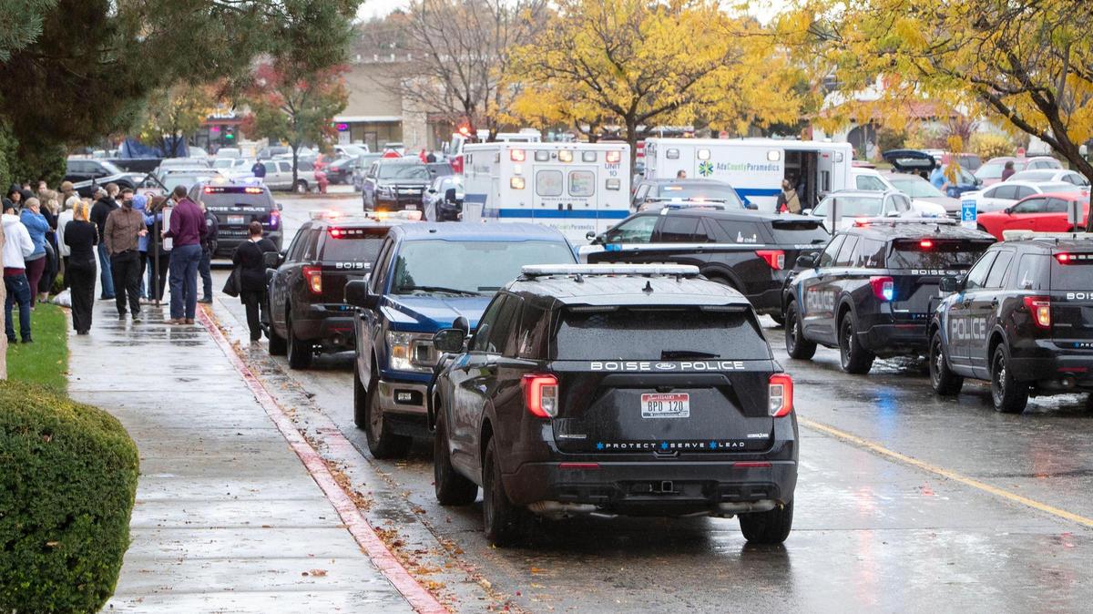 Police and emergency crews respond to a reported shooting incident at Boise Towne Square Monday, Oct. 25, 2021.