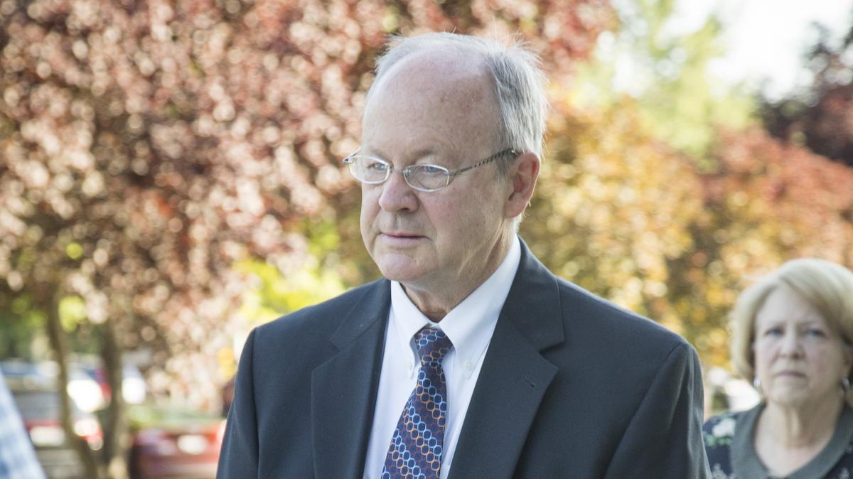 Doug Swenson attends a hearing at the U.S. Courthouse. Four executives of the Meridian company DBSI will soon head to prison, four years after they were convicted of fraud.