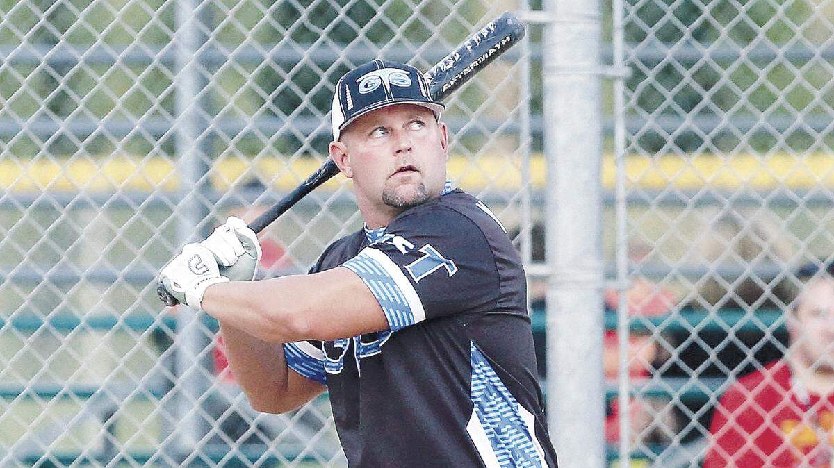 Chris Hoshaw plans to plead guilty to a federal fraud charge in connection with taking money from three Native/Indigenous entities in South Dakota and Alaska. Hoshaw is shown here in a Statesman file photo.