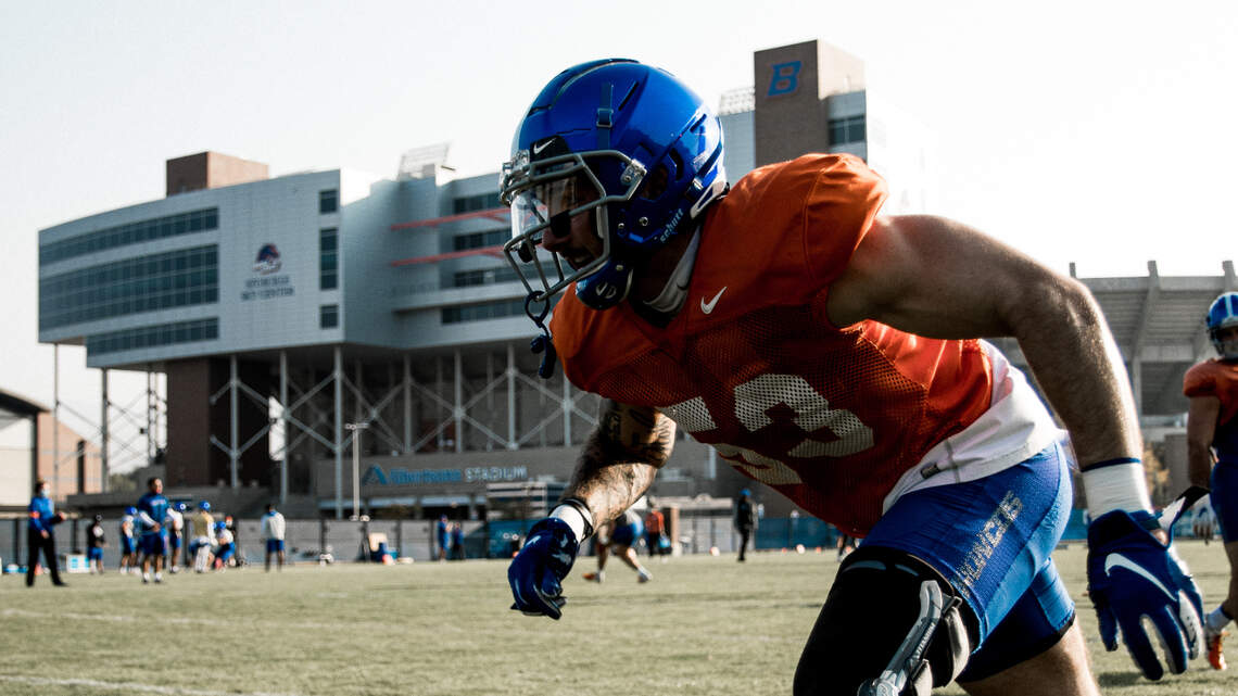 Football roundup: Sacramento-area players and coach impact Mountain West openers