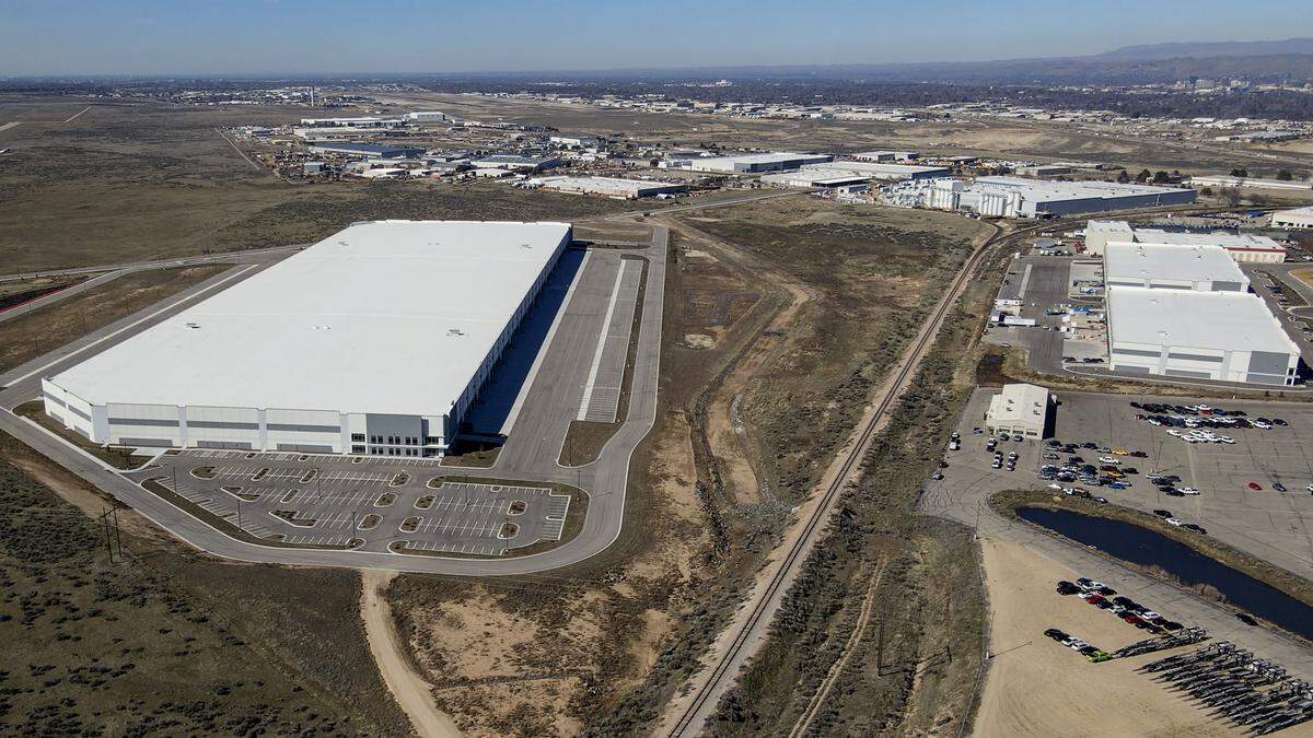 At around 900,000 square feet, Flint Development's Red River Logistics center off of Eisenman Road is the largest in a new crop of industrial buildings built for rent east of the Boise Airport.