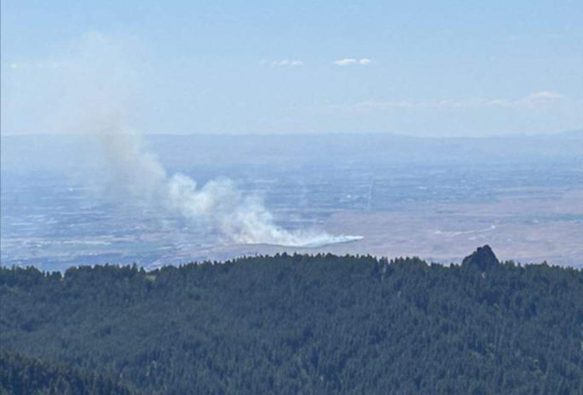 A photo of a the Homer Fire was taken near Bogus Basin.