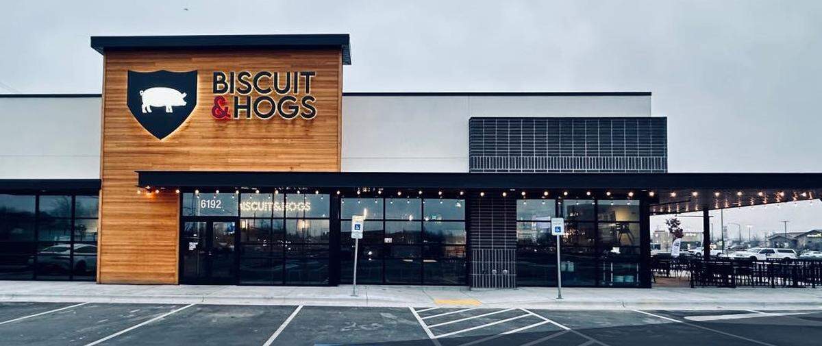 Biscuit & Hogs has moved all operations to its newer restaurant at 6192 N. Linder Road.