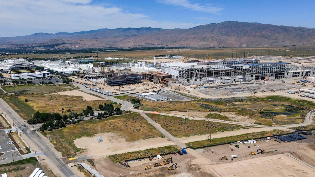 Construction continues on Micron’s new fab in Boise. Smaller buildings are also going up around it.
