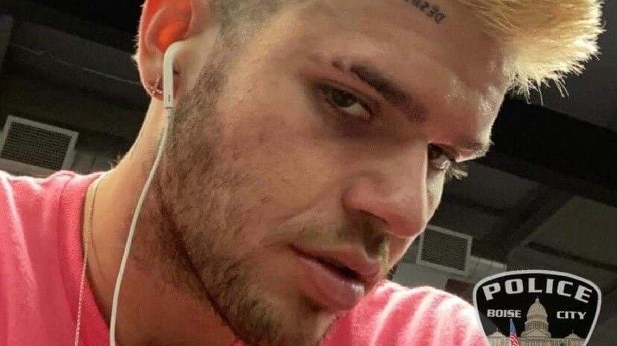 Saxon, 21
