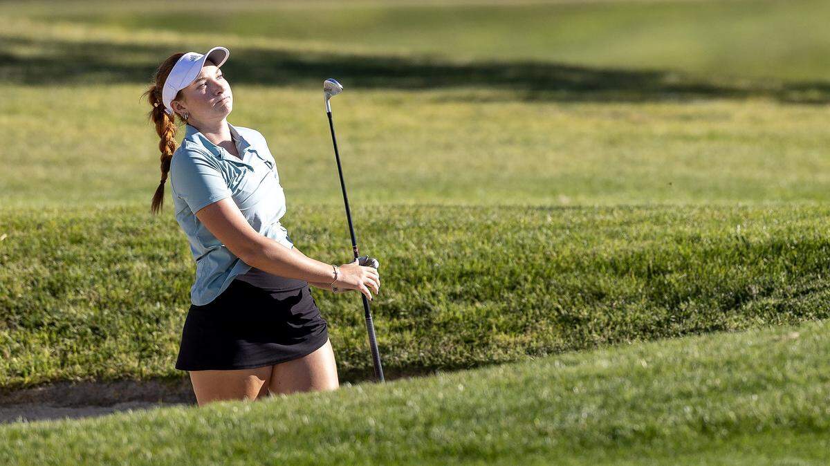 Eagle's Emeri Ennis competes during the 6A golf state tournament at RedHawk Golf Course in Nampa, Friday, Oct. 10, 2025.