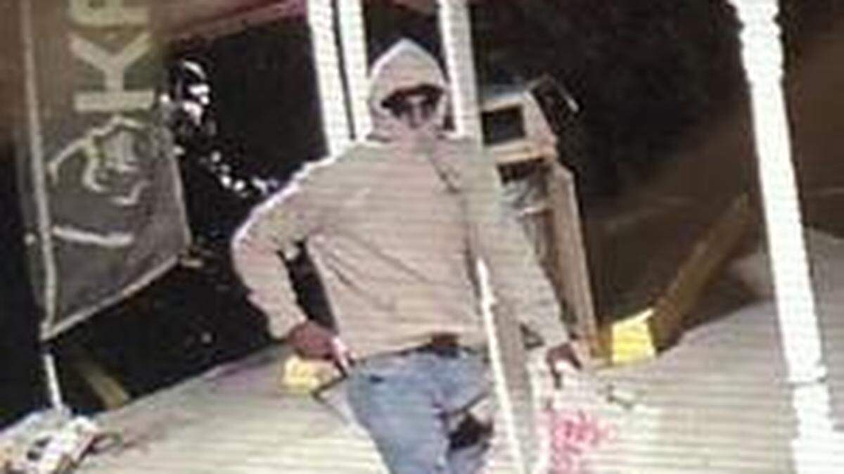 Meridian Police are searching for a robbery suspect who stole about $2,000 worth of merchandise from a vape store at gunpoint on Thursday night.