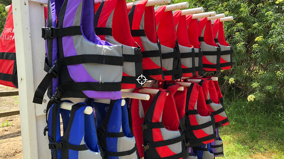 After weekend drownings in WA, here are life jacket safety tips and free loaner locations
