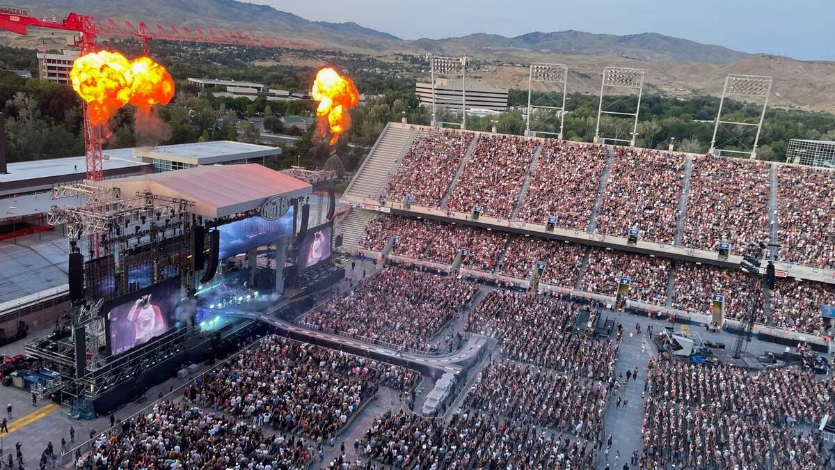 Zach Bryan to headline Albertsons Stadium in Boise 2027 | Idaho Statesman