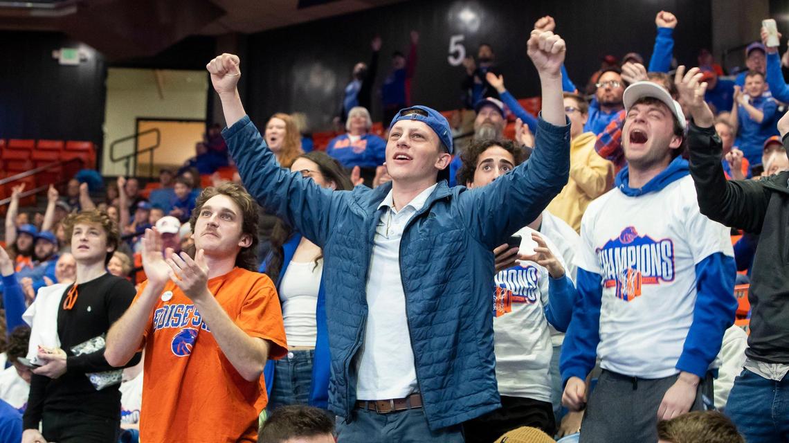 Boise State fans watch the NCAA Tournament bracket announcement Sunday to learn who the Broncos’ first opponent will be in the “Big Dance.”