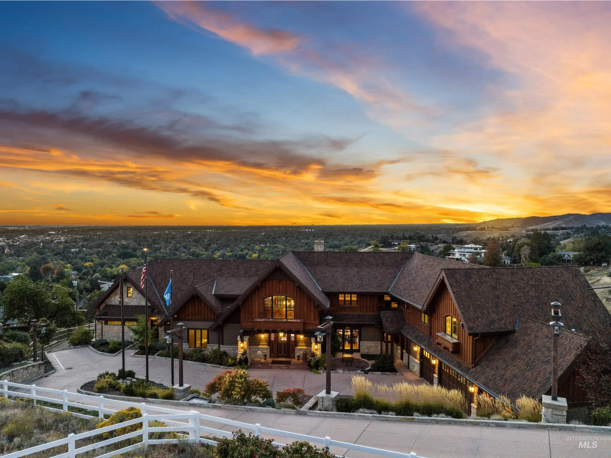 1403 N. Promontory Road