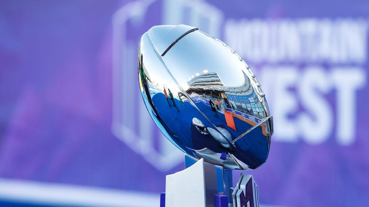 Live updates: Fresno State wins Mountain West title, beats Boise State 28-16