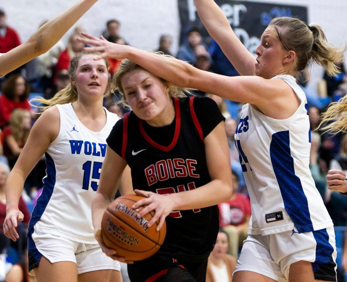 Boise’s Kaity Haan fights her way through the Timberline defense last season.