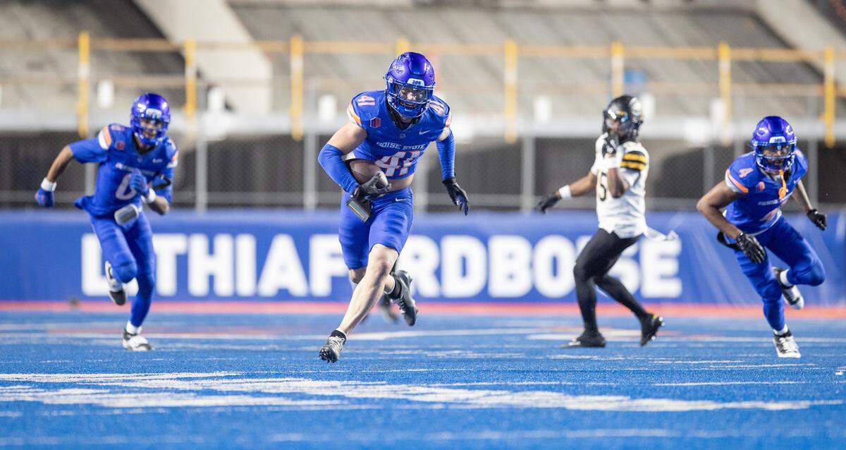 Boise State linebacker Boen Phelps returns an interception 33 yards for a touchdown against App State. Boise State defeated App State 47-14 at Albertsons Stadium, Sept. 27, 2025.