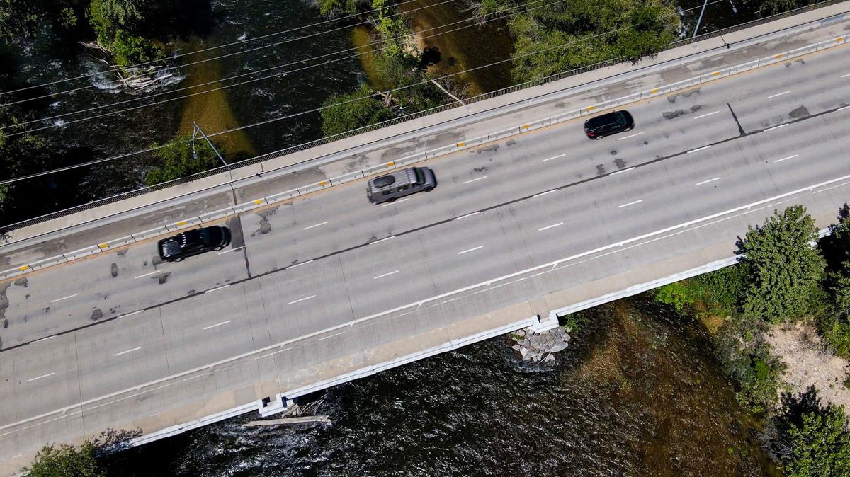 The Fairview Avenue bridge that crosses the Boise River is two bridges that were merged during a widening project in 1976.