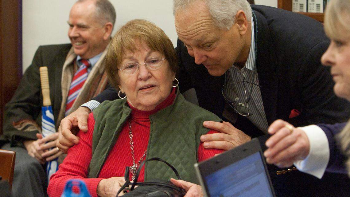 Redistricting commission co-chairs Republican Dolores Crow and Democrat Ron Beitelspacher confer shortly before the commission reconvened Jan. 26, 2011, after the Idaho Supreme Court ordered them to return to write a plan minimizing the number of county splits in Idaho’s legislative districts. The redistricting commission this year will be on a tight deadline and will need bipartisan cooperation like this if it is to get maps drawn quickly.