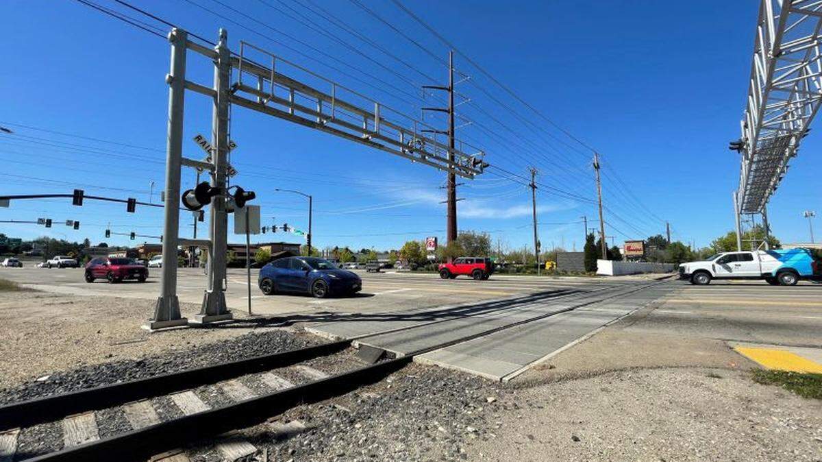 The Idaho Transportation Department, in conjunction with Ada County Highway District and the Boise Valley Railroad, will close Milwaukee Street from Westpark Street to Franklin Road from April 26 through April 29.