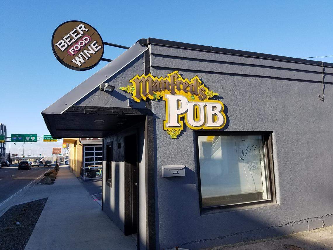 Manfred’s Pub opened in late 2021 across the parking lot from Manfred’s Kitchen.