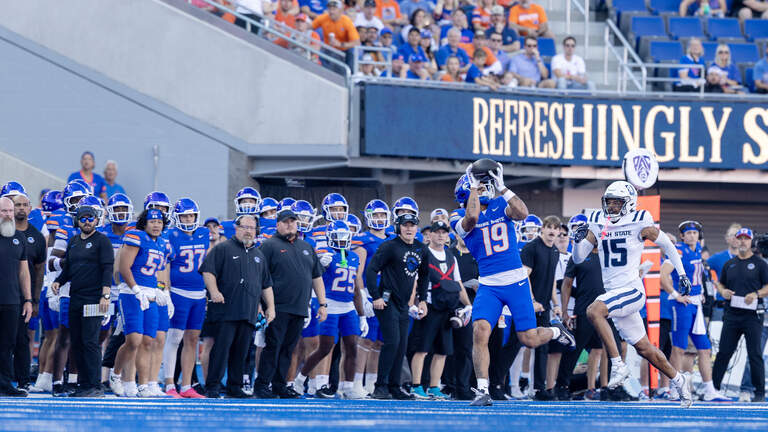 Boise State football falls in AP Top 25 rankings after win. Here’s the full poll