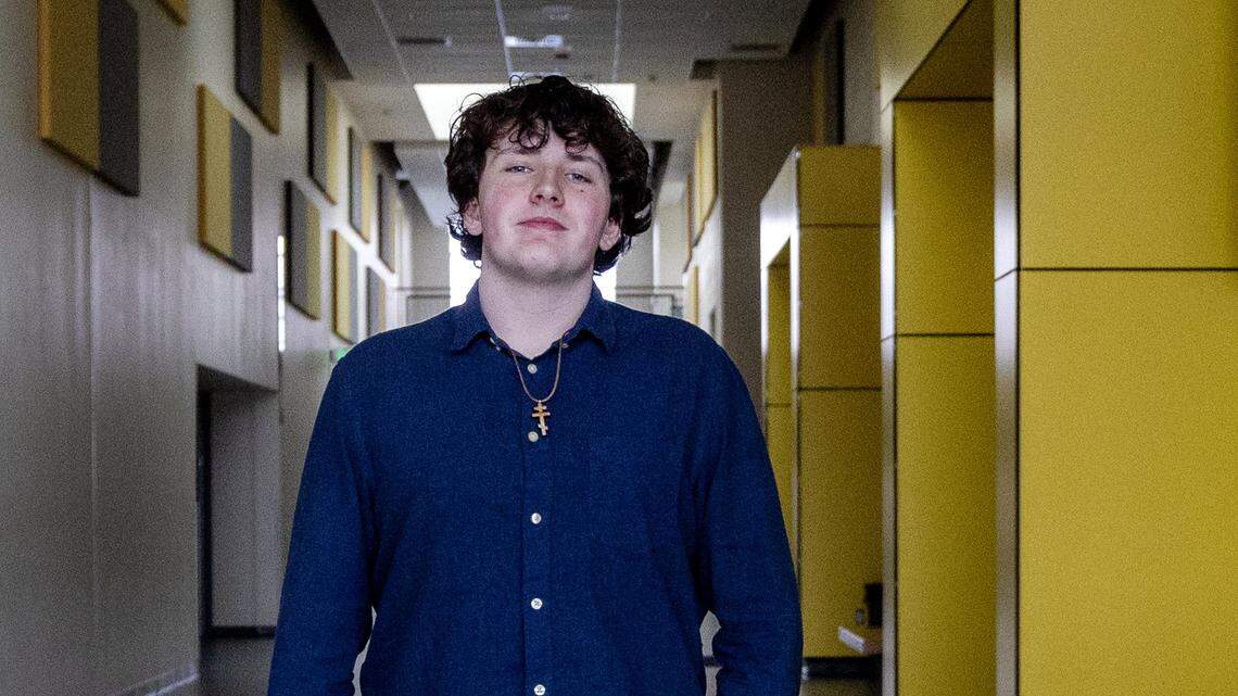 Idaho changed how suicide hotline serves kids. A teen wants change to save others