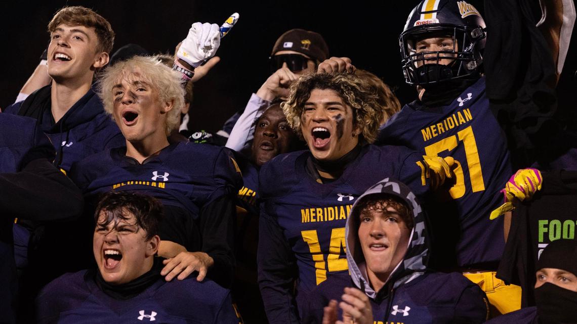 Meridian celebrates its first league title in 15 years after a 35-0 victory over Eagle in the 5A Southern Idaho Conference championship game Friday.