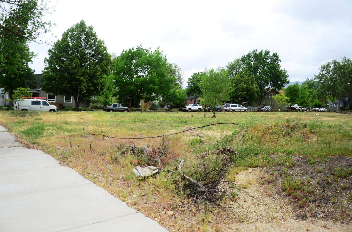 Neighbors, who were generally supportive of a housing project at the site, raised concerns about the density of the project and how that would affect parking congestion on the street. The homes planned for the site would have their own garages. A representative of the JD Co., the developer, said there was adequate street parking to comply with the city code.