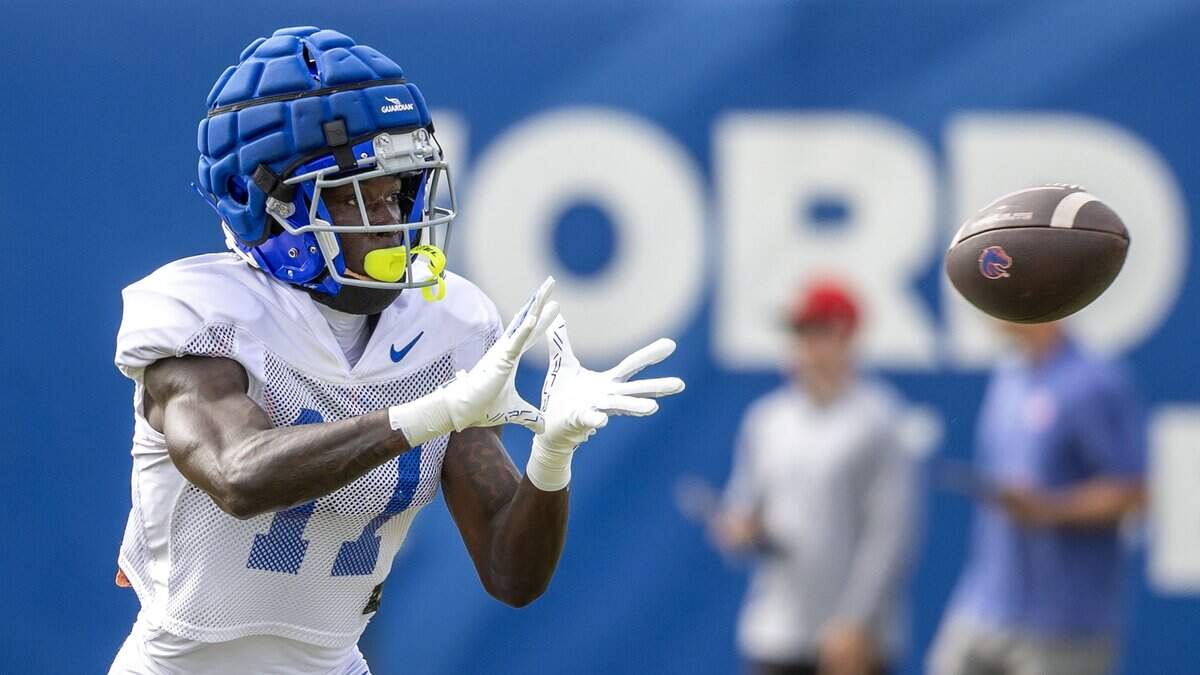 Boise State wide receiver Demetric Whitlock catches a pass during drills at the Broncos' fall camp in Boise, Saturday, Aug. 9, 2025.