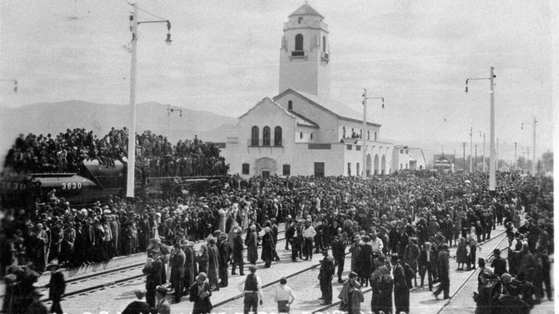 Hey, ghouls: party at the Boise Depot