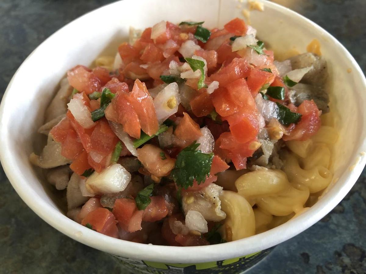 When you go to Mad Mac, make sure you kick things up a notch with toppings and seasonings.