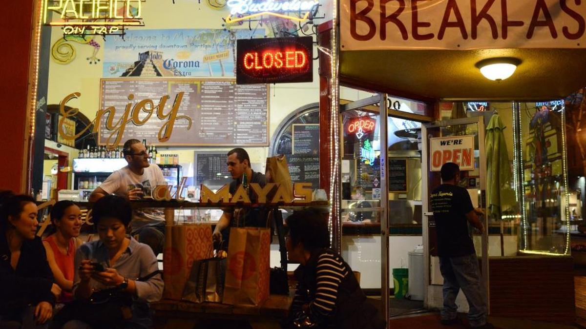 On a warm summer evening, outdoor tables draw diners and drinkers in Portland; after more than a dozen cities and 271 restaurants, bars and food shops, Washington Post food critic Tom Sietsema ranked Portland above such foodie havens as San Francisco and New Orleans.