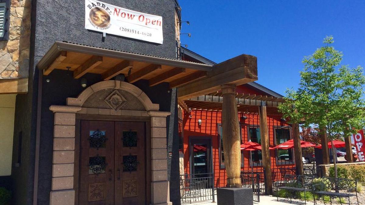 Barrel 55, the newest restaurant in Meridian, serves food with a local slant. As the sister restaurant of the Barrelhouse in Garden City, “The menu is an upscale version of the Barrelhouse,” owner Cliff Rogers says.