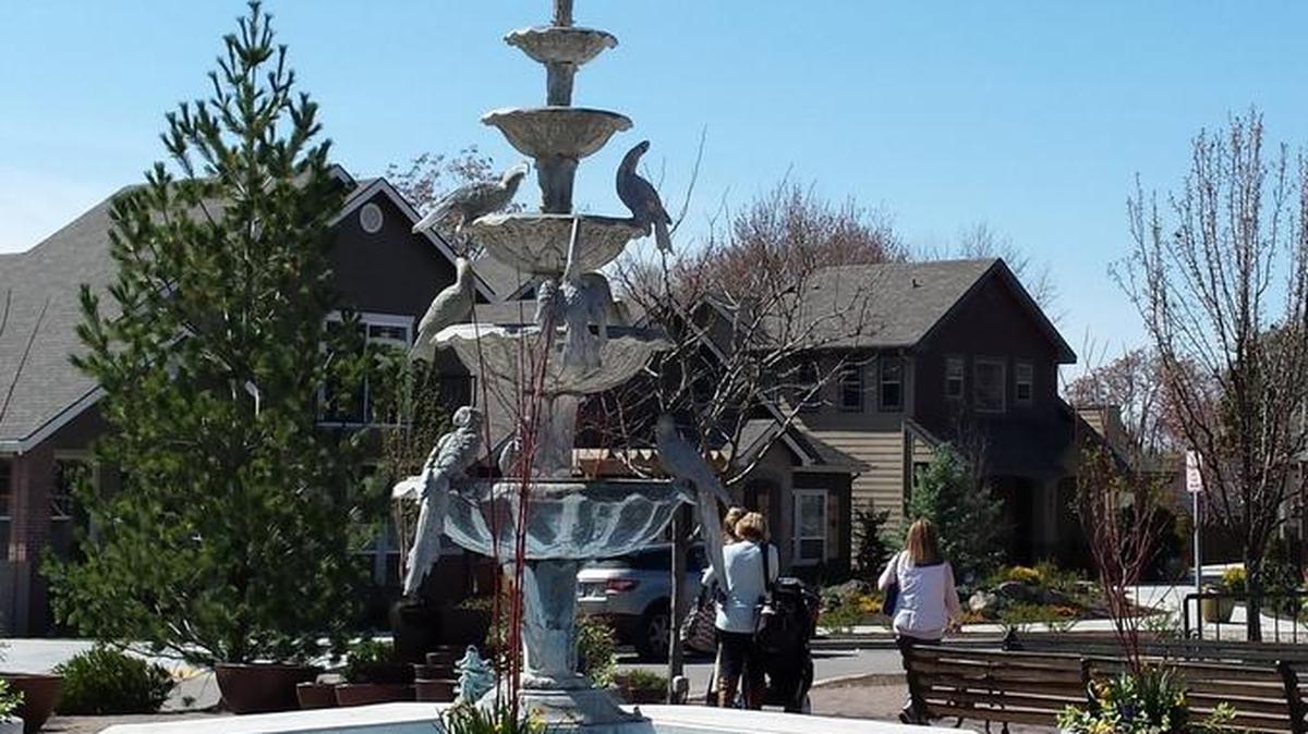 36th Street Garden Center fountain