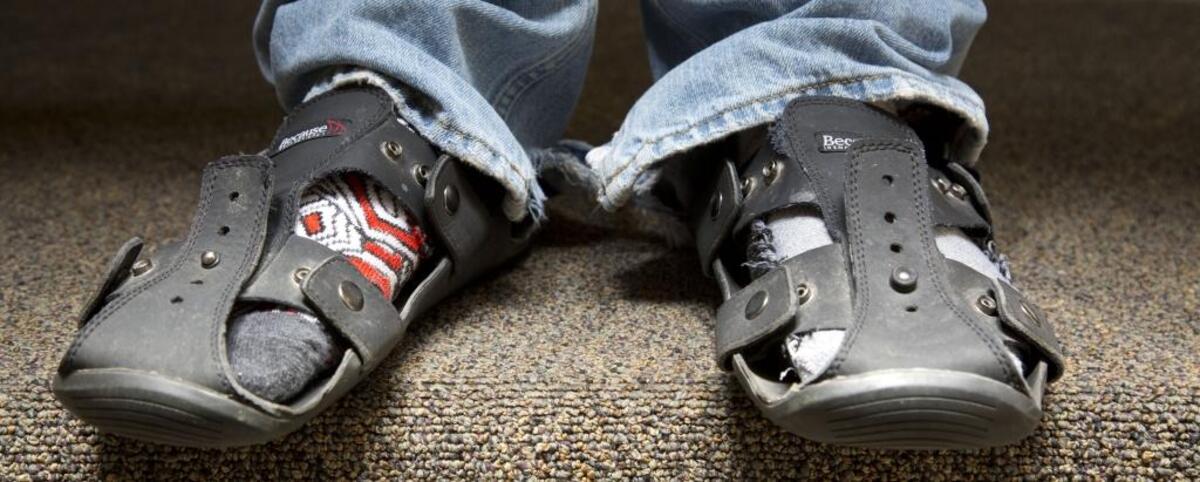 After seeing children in Africa going barefoot and getting sick, and wearing shoes far too small, Kenton Lee and a bunch of his friends invented a shoe that can grow five sizes and last five years.