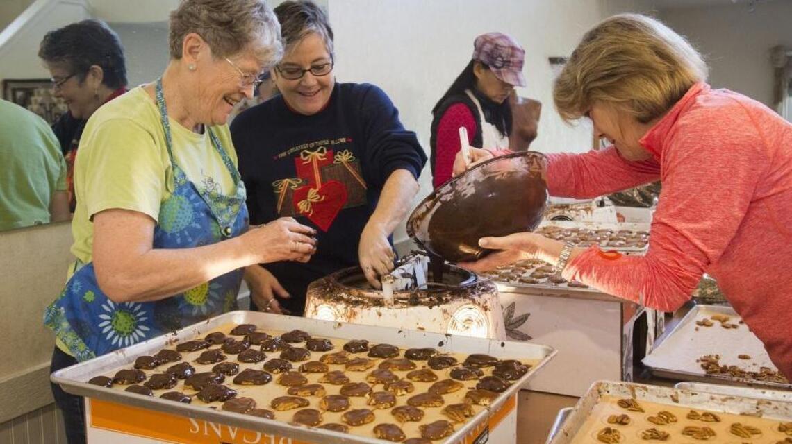 At Treasure Valley parties, making tasty holiday treats second only to making friends