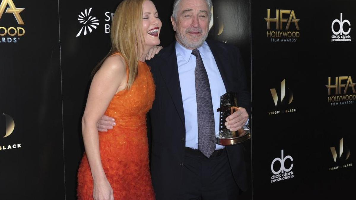 Robert De Niro, with co-star Leslie Mann, received the comedy award for their upcoming movie “The Comedian.”