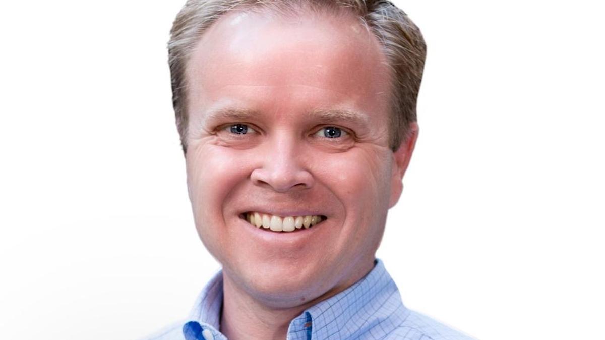 Dale Dixon