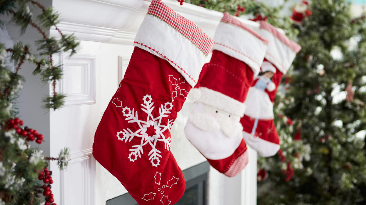 Treasure Magazine and several local stylemakers offer you loads of holiday gift ideas for 2017.